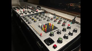 Two Synthi&#39;s Alone in a CDMX Hotel Room