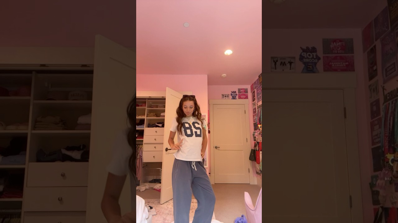 Hiii just vibin’ 💃🕶️