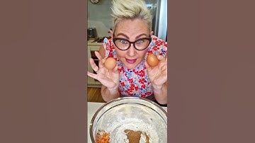 Easy Carrot Cake #carrotcake #carrotcakerecipe #cake #easyrecipe