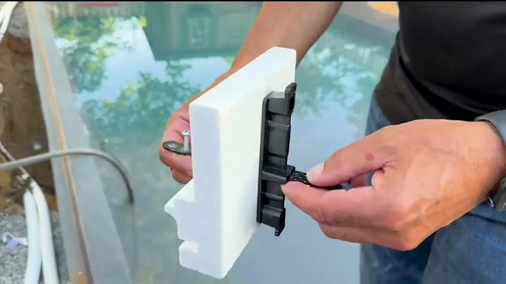 Fiberglass Cantilever Forms On A Fiberglass Pool