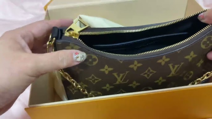 Louis Vuitton CARRY IT WHAT FITS?! // *SO UNDERRATED!*