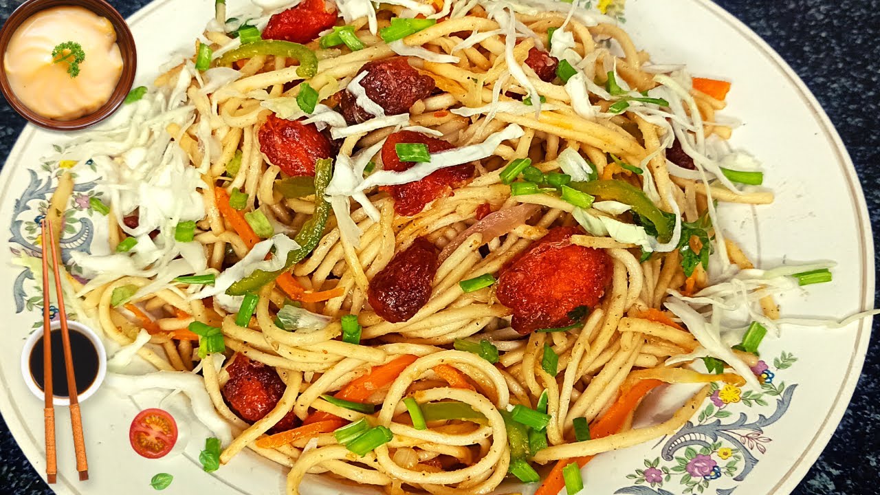 Chicken Vegetable Chowmein Noodles RecipeStreet Style Chicken Noodles Hakka Noodles YouTube