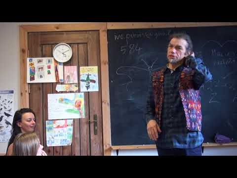 Video: Kā Izveidot Portfeli Skolai