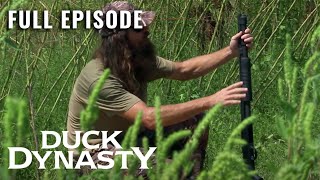 Duck Dynasty: Razing the Snakes  Full Episode (S11, E3) | Duck Dynasty