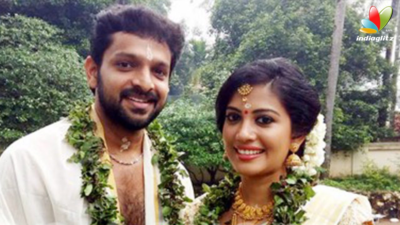 mohanlalganj Shivada Nair enters wedlock with Muralikrishnan | Hot Malayalam Cinema News