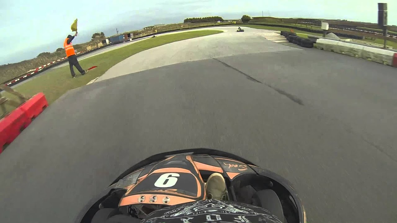 MUST SEE st eval go karting february 2014 , qualifier filmed on go pro