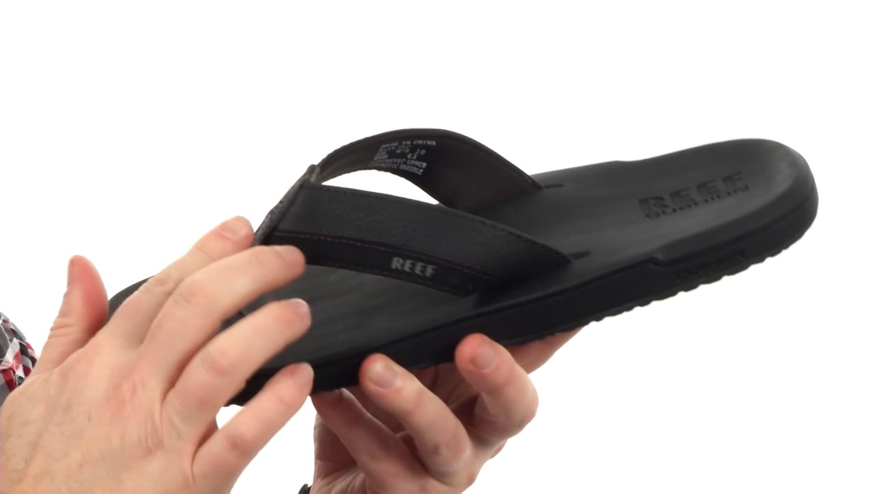 reef cushion flip flops mens