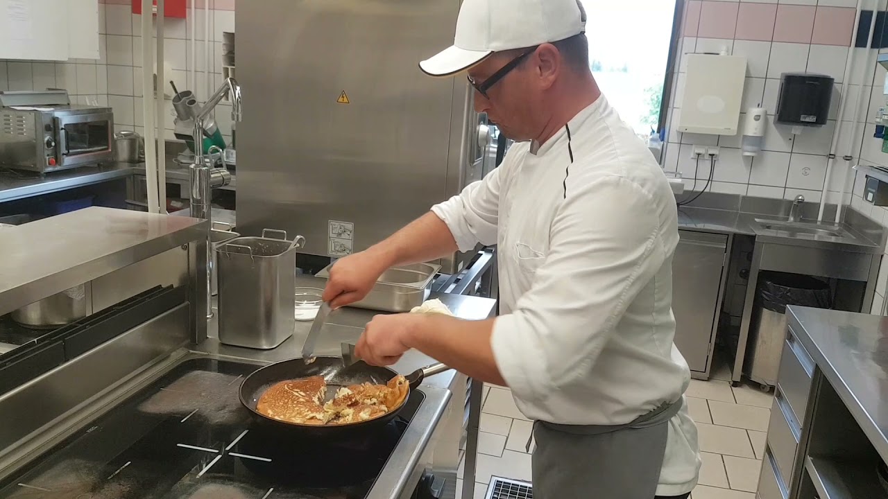 Sapori del Tirolo: Kaiserschmarnn, la frittata dolce dell'imperatore