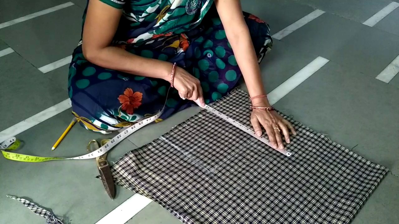 Collar wale blouse ki full cutting Silai training YouTube