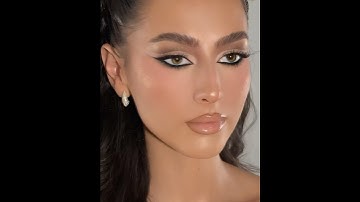 How to do reverse Smokey Cut crease makeup on Hooded Eyes | Full Glam Makeup Look for Holidays