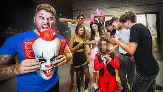 Thumbnail for DESCOBRI QUEM ERA O PALHAÇO ESSE TEMPO TODO... (ele está expulso do grupo)