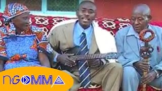 Asyai mwanthaie nesa - Simon Mtemba (Mwala Boys)