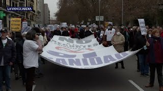 La Marea Blanca vuelve a Madrid: 30.000 personas se manifiestan contra la gestión de Ayuso