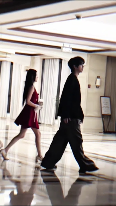 Ye Haoran turned his body again in front of Zuo Yi 🤭