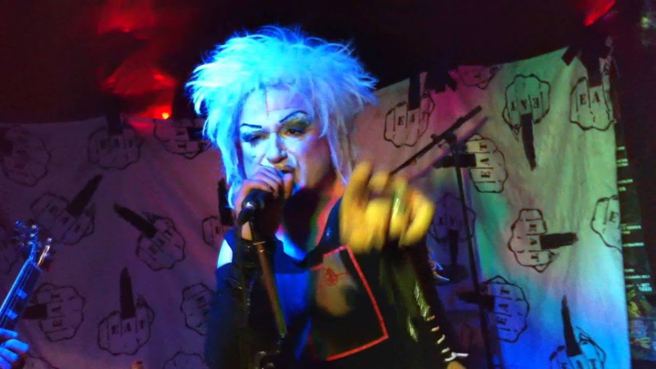 EAT LIPSTICK Freak Show, Essen Murdered by Madonna YouTube