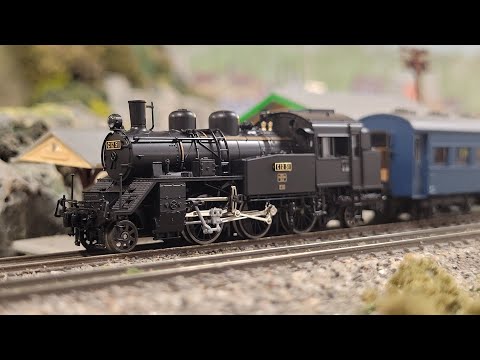 Kato N JNR C12 Tank Engine - YouTube