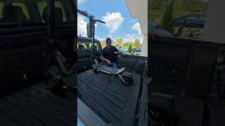 por primera vez cargamos el gt1 mini con dos cargadores en una BYD #javivlogs #scooterselectricos