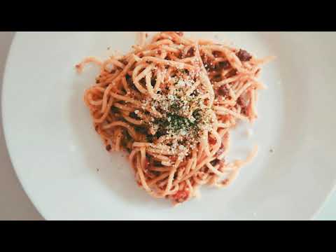 Video: Spaghetti Bolognese Bukan Hidangan Itali, Kata Walikota Bologna