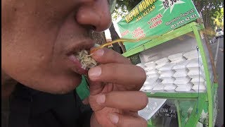 Indonesia Bali Street Food 1938 Klepon Moncrot Asli Ketan YDXJ0963