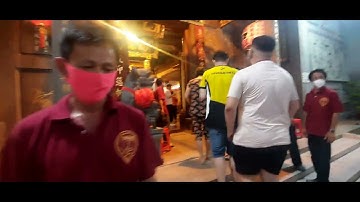 quang cảnh nhộn nhịp tại hội quán Nghĩa An đêm 14/2 Tết Nguyên Tiêu 2022.