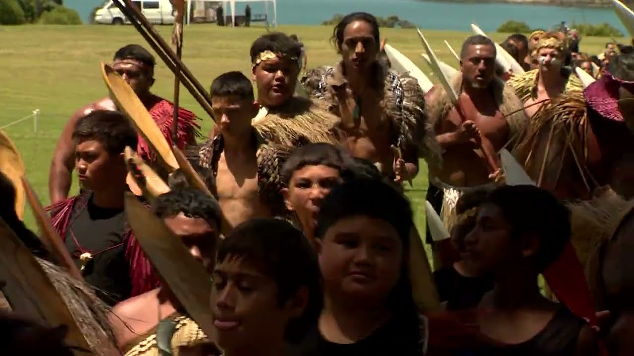 Tainui travel to Waitangi , Kingitanga Powhiri 1