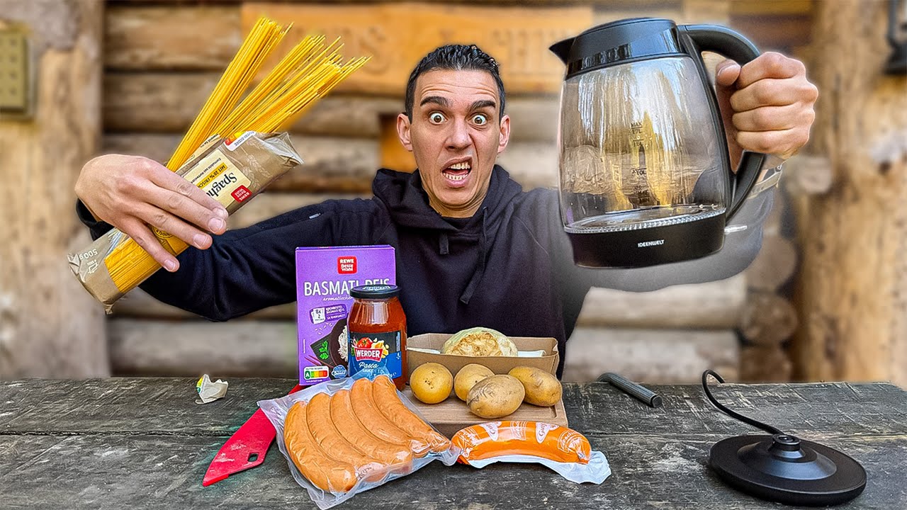 MITTAGESSEN im WASSERKOCHER! Funktioniert das? - Der Extremtest! | Mattin