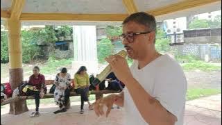 Dekhta hon koi ladki haseein.. Singer: Sriniwas Subramanian.
