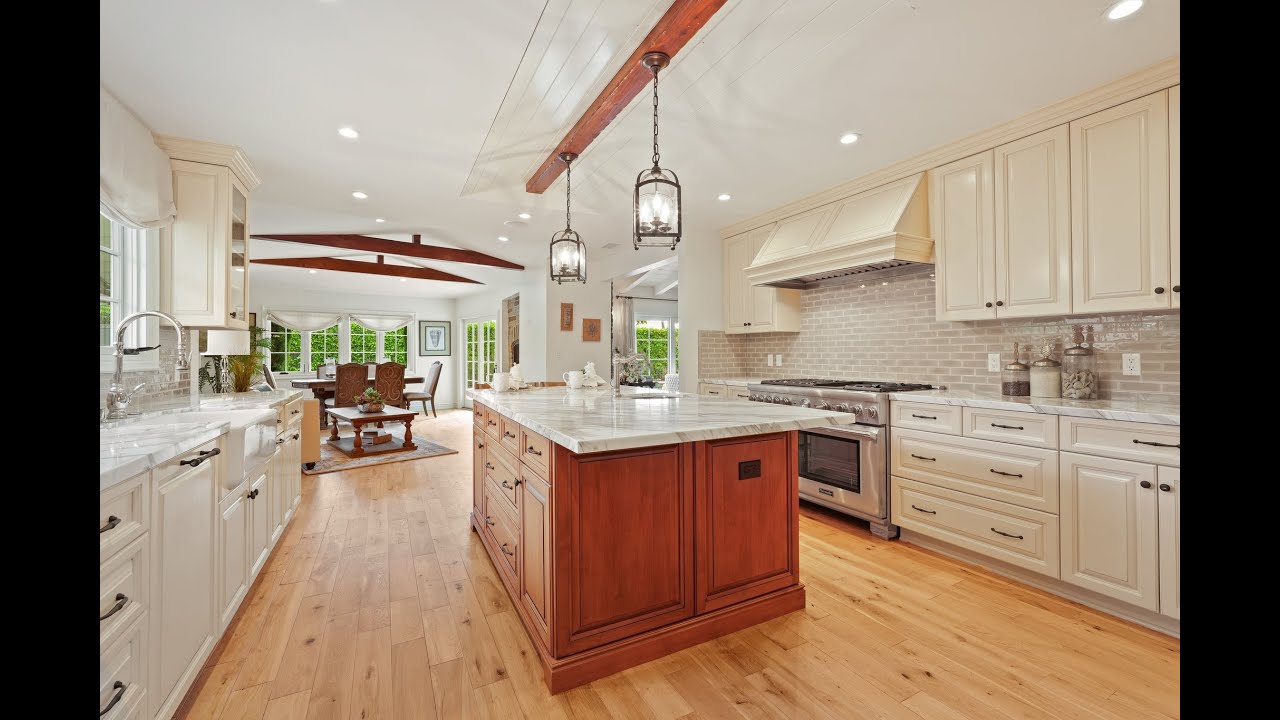 Listing film for 2440 Via Sonoma, Palos Verdes Estates