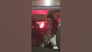 Diva In Car 