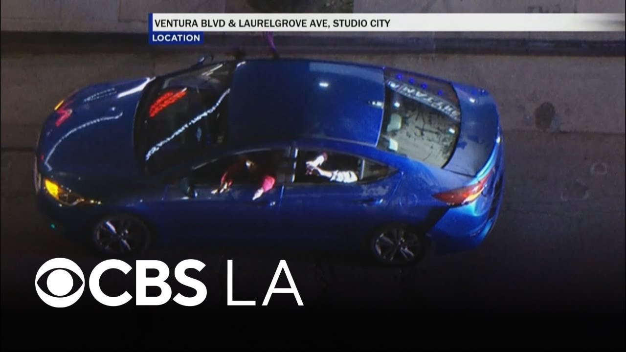 High-speed Los Angeles police pursuit ends in in Studio City