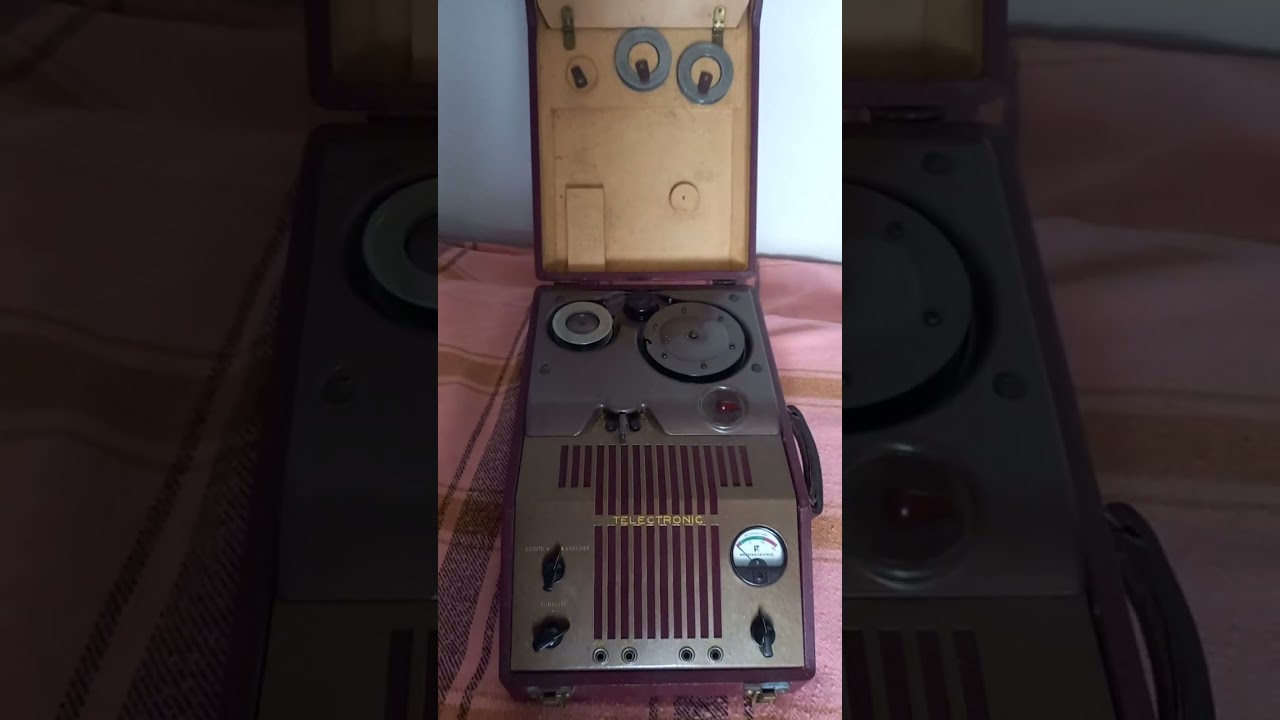 27.02.2023 Saint-Pierre-le-Moûtier. Проволочный магнитофон