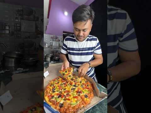 DOMINOS OFFER ₹200/-
