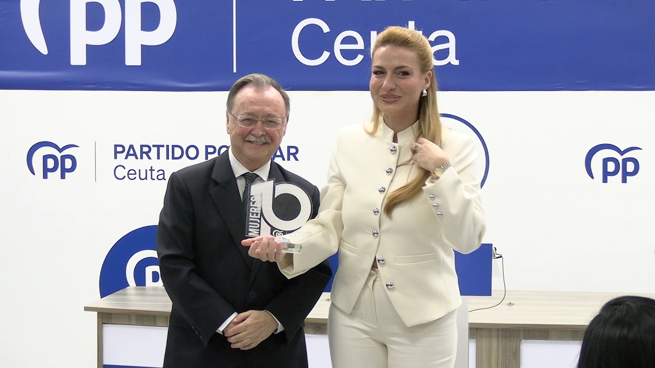 El Premio Mujer 10 del PP ensalza el talento y la constancia de Nazaret Compaz