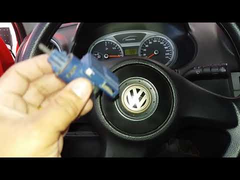 Vídeo: O que o interruptor do pedal da embreagem faz?