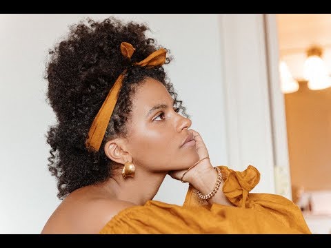 Zazie Beetz Exclusively Uses A Nail Scissor Into The Gloss