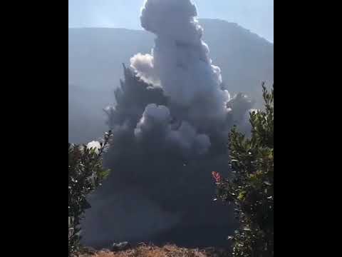 Detik detik erupsi gunung Tangkuban perahu!