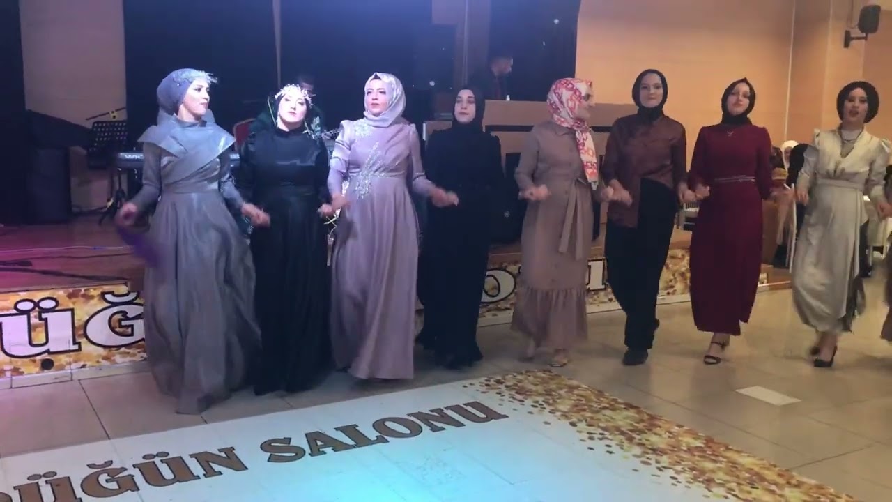 Murat yeniay Halayda 10 numara 5 yıldız muhteşem görüntüler