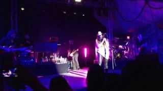 Alanis Morissette - Uninvited (live in Austin)