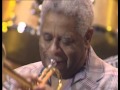 Capture de la vidéo Dizzy Gillespie & The Un Orchestra - Live At The Royal Festival Hall 1989 (Full Concert)