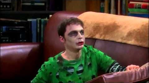 The Big Bang Theory - Sheldon Scares Leonard