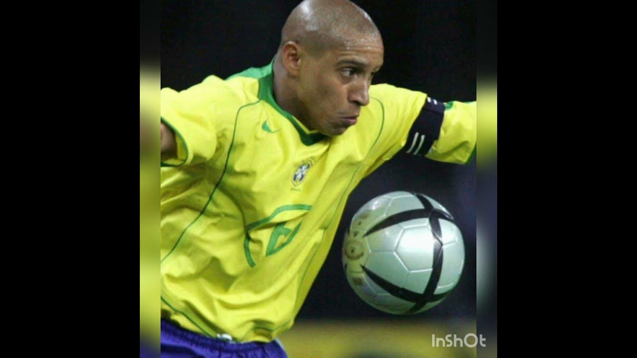 роберто карлос сборная бразилии. роберто карлос 2021. роберто карлос футболист. роберто карлос. роберто карлос 2002.