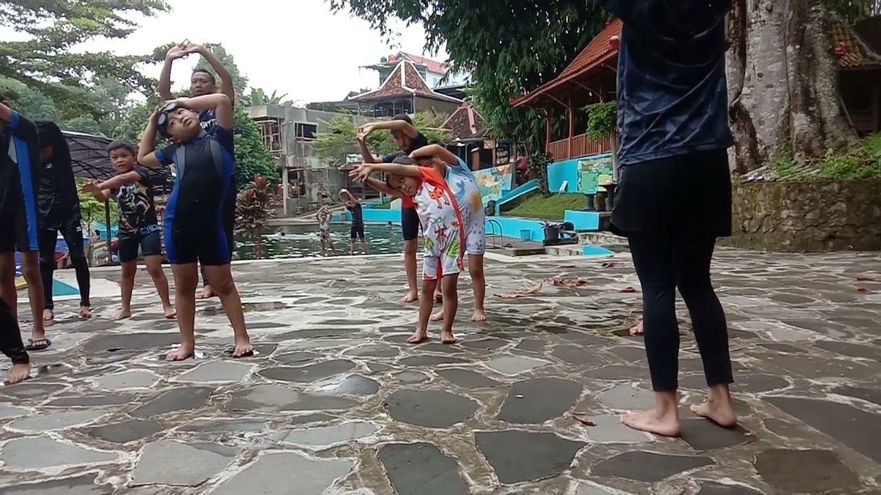 Edisi Les Renang: Pemanasan Sebelum Les Renang