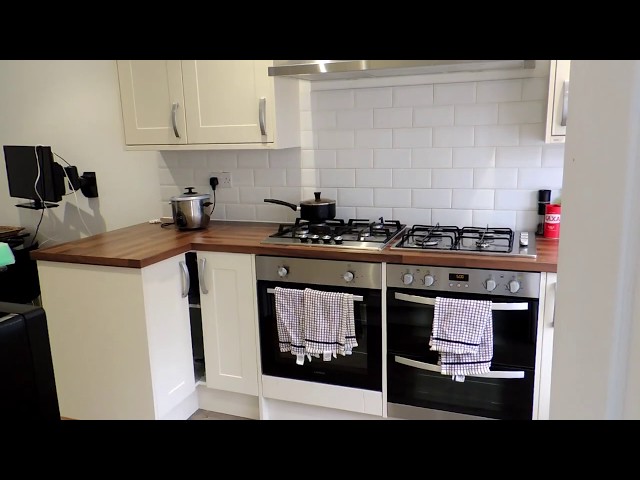 Video 1: New Modern Fitted Kitchen, Spacious, New Appliances.