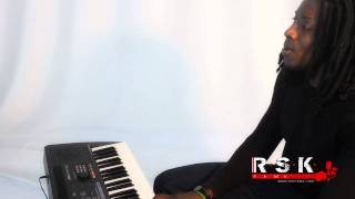 Lentz Louis - Merry Christmas (Feliz Navidad) By RSK FAMA