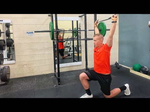 How to Walking Overhead Lunge in 2 minutes or less
