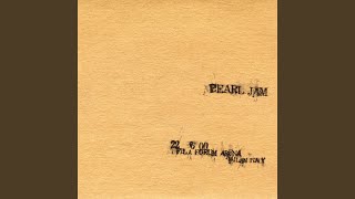 Video thumbnail of "Pearl Jam - Rival (Live)"