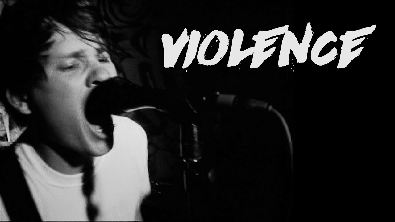 blink-182 - Violence (Official Video, HQ) - YouTube