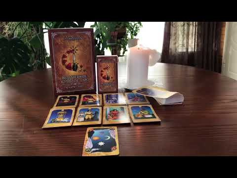 Раокриом. Ведическое Золотое Таро (комплект 82 карты + книга) Раокриом. Ведическое Золотое Таро (комплект 82 карты + книга)