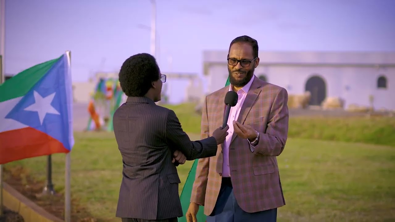 SH IBRAHIM DHEERE IYO MW MUSTAFE OMER MAXAA KA DHEXEYA 