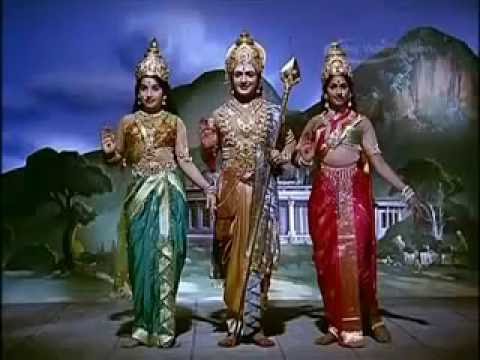 Murugan Songs   Arupadai Veedu Kondu Thirumuruga   240P